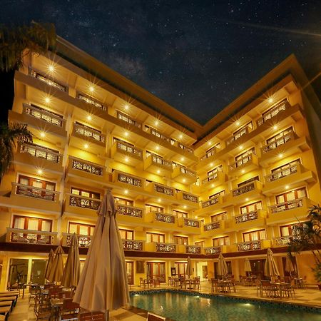 Resort De Coracao - Calangute , Goa エクステリア 写真