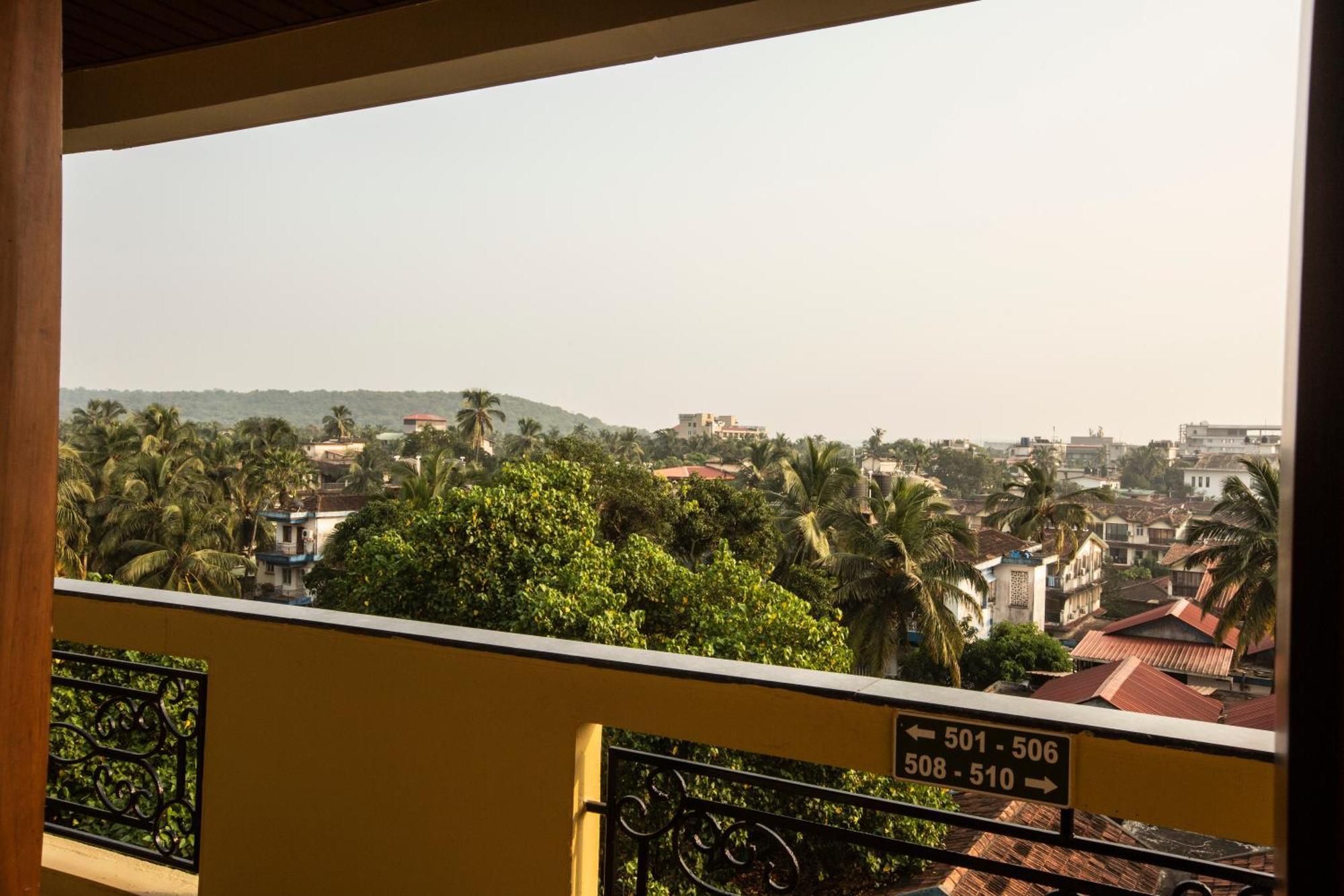 Resort De Coracao - Calangute , Goa エクステリア 写真