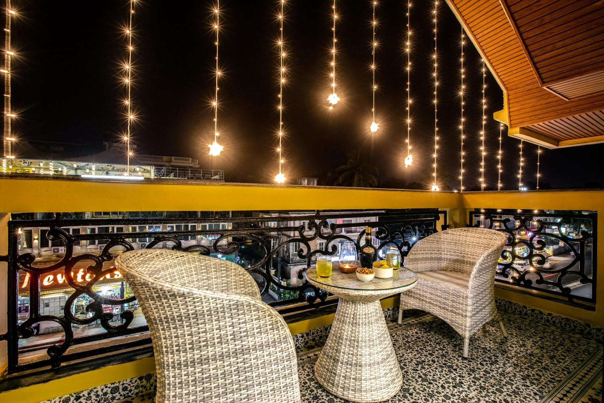 Resort De Coracao - Calangute , Goa エクステリア 写真